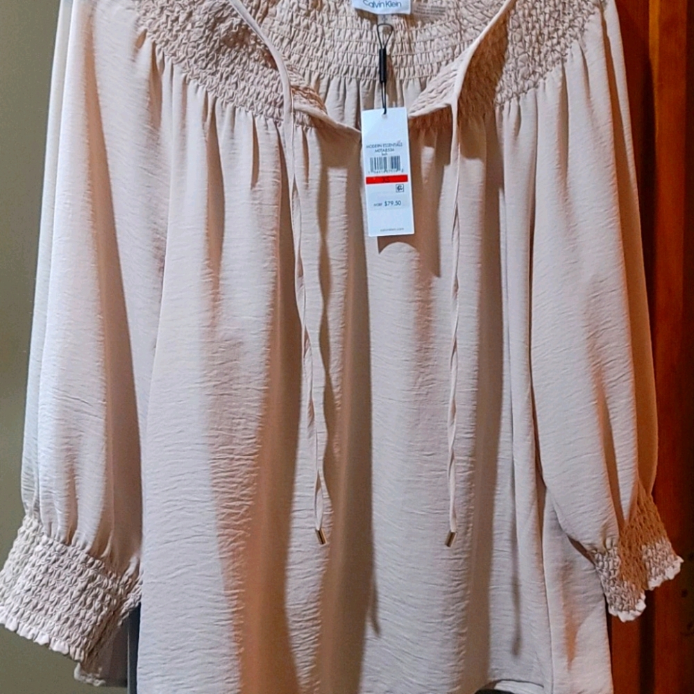Women's Top